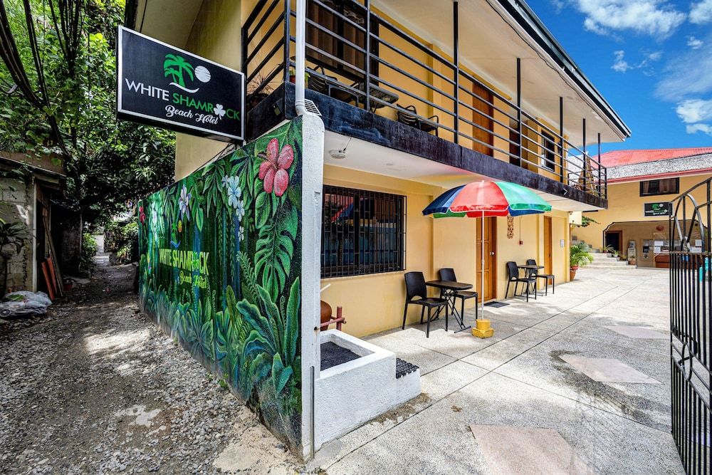 undefined White Shamrock Beach Hotel 3