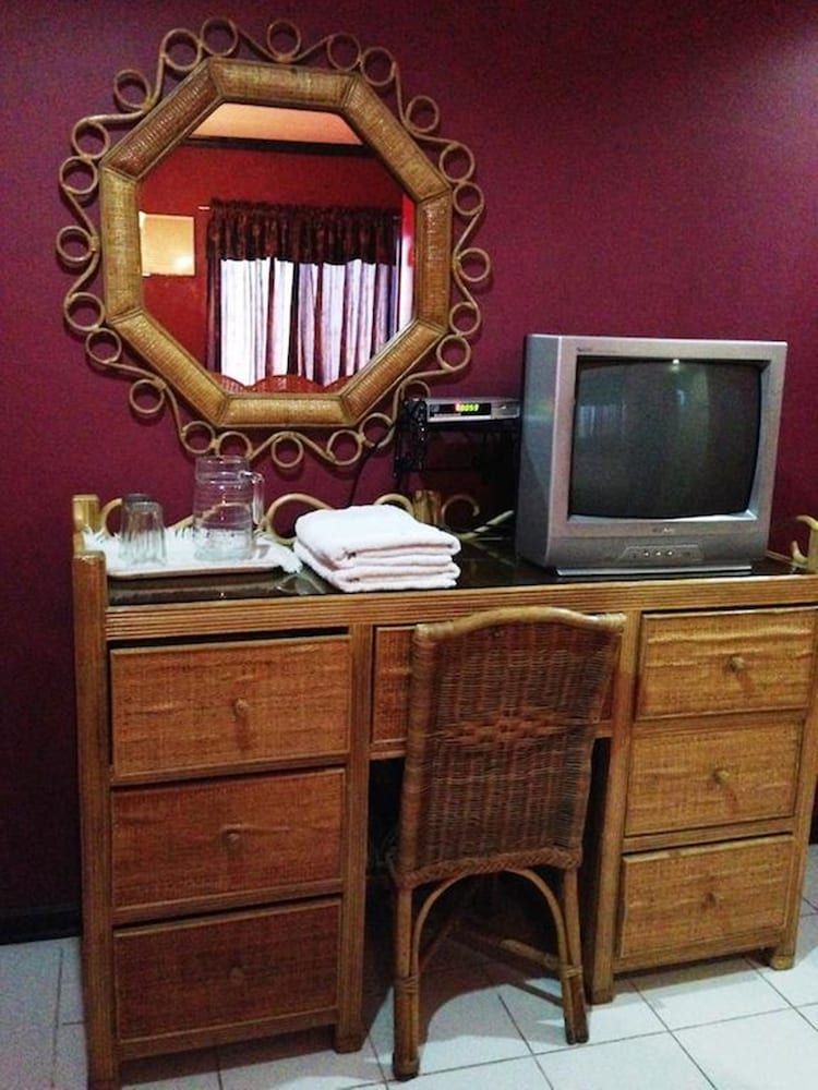 RM Guest House Matrimonial Room 4