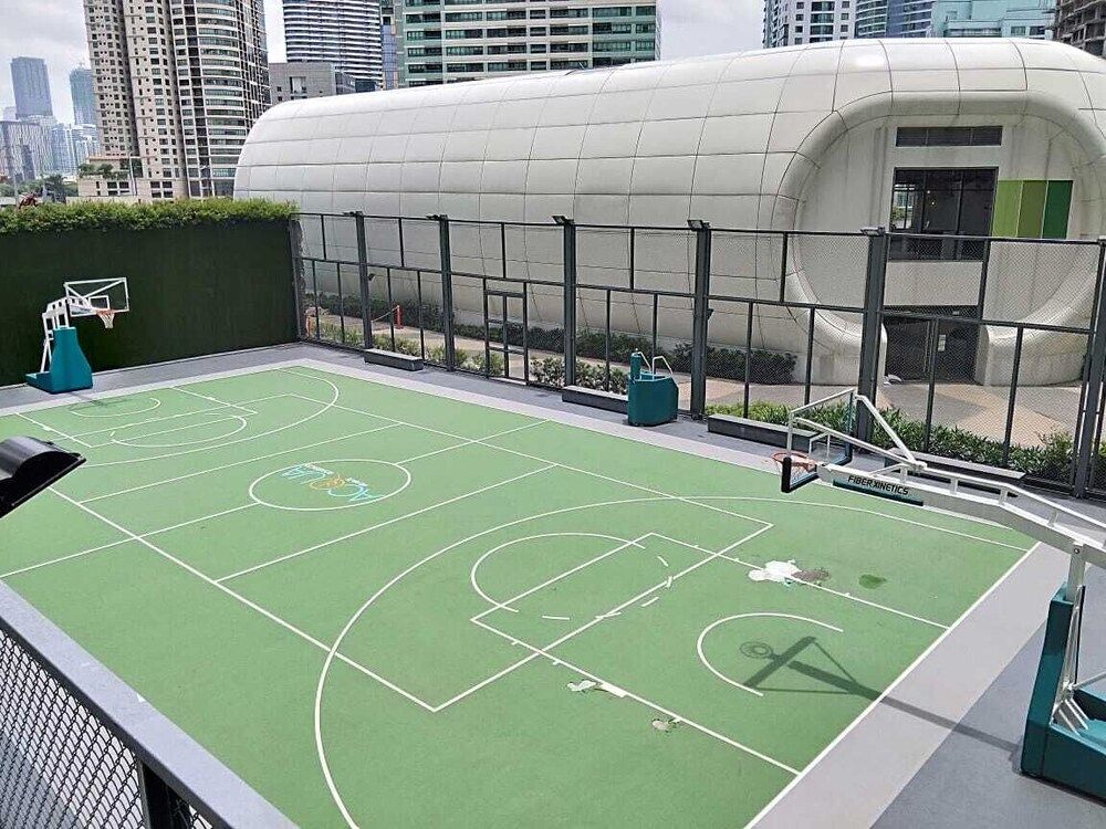 undefined Oasis Regency at Acqua Livingstone near Rockwell 3