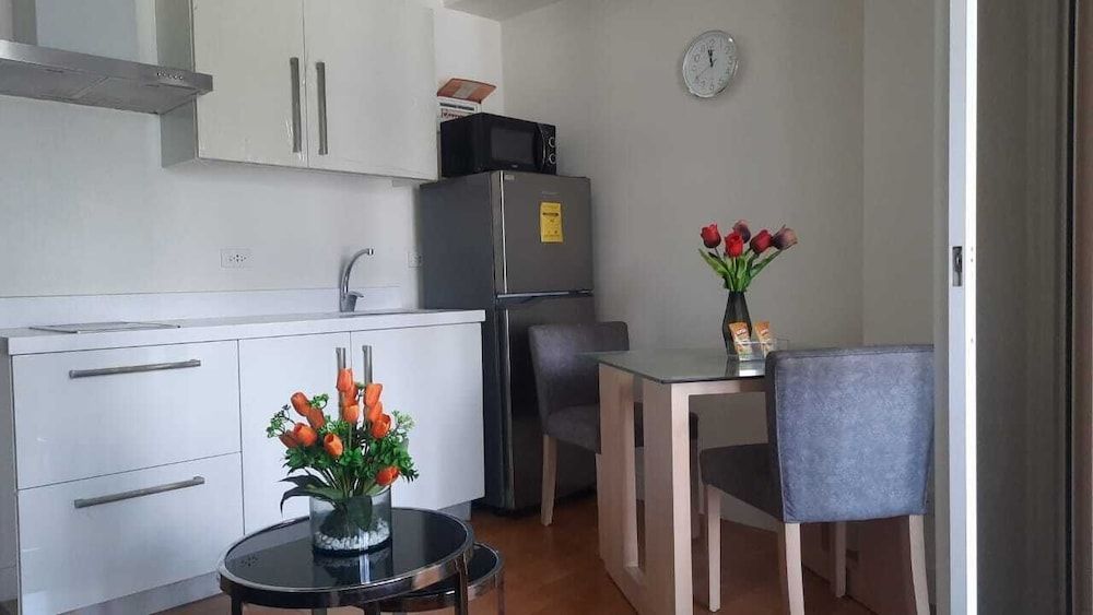 undefined Oasis Regency at Acqua Livingstone near Rockwell 10