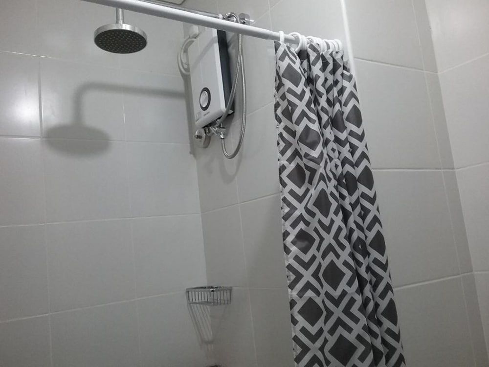 undefined Condoluxe Pioneer Woodlands 9