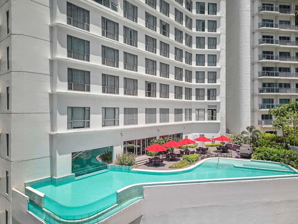 undefined Novotel Suites Manila at Acqua 6