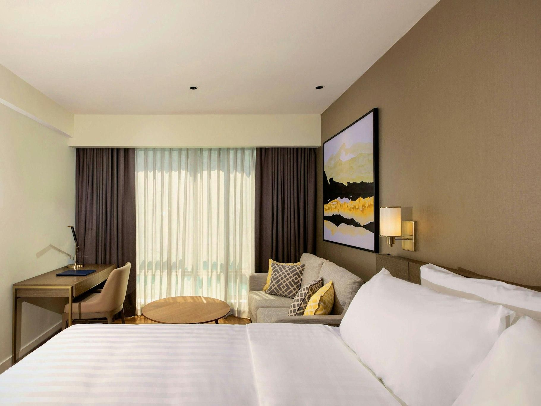 undefined Novotel Suites Manila at Acqua 4