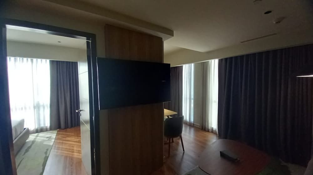 undefined Capital O 950 Acqua Novotel Tower 8