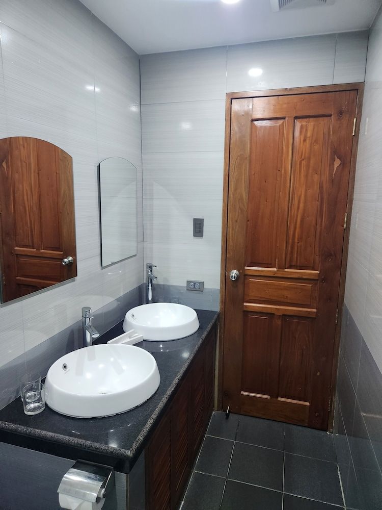 Hotel Herencia 625 Family Quadruple Room 7