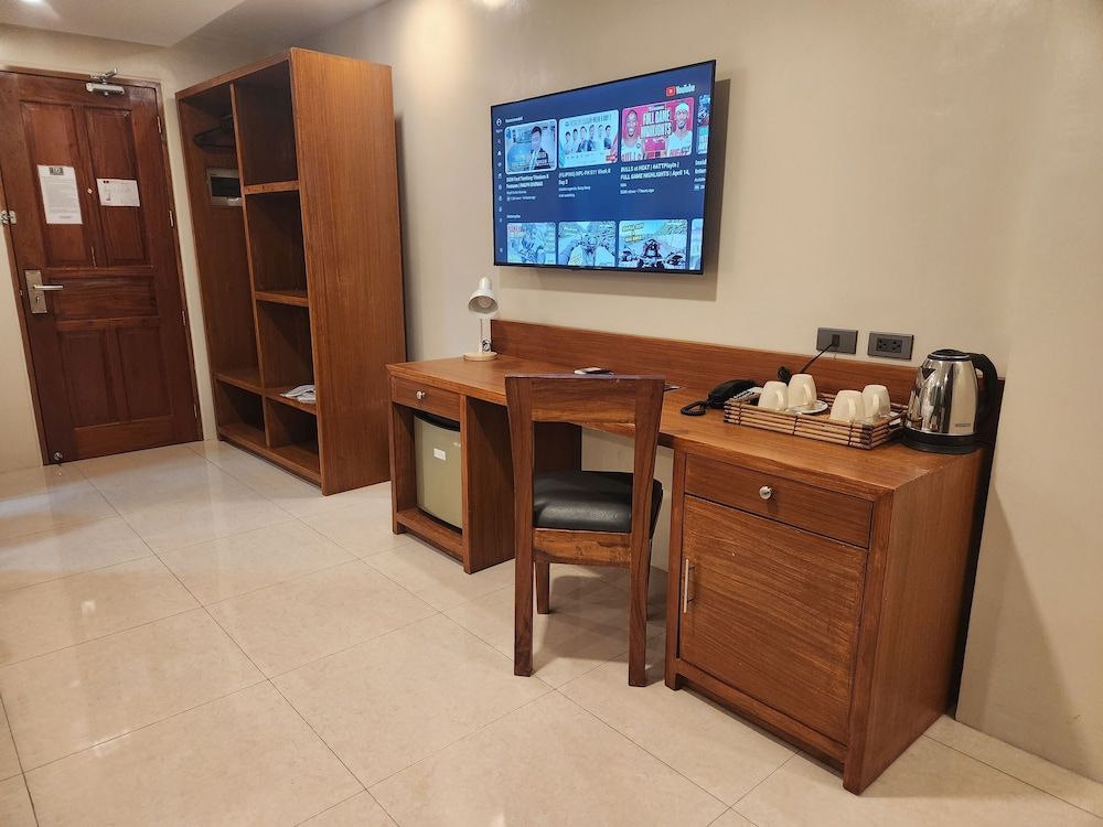 Hotel Herencia 625 Family Quadruple Room 10