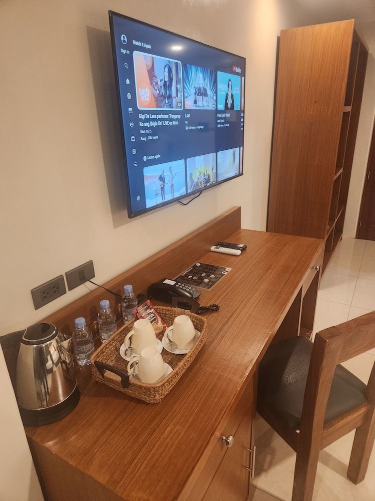 Hotel Herencia 625 Deluxe Triple Room 12