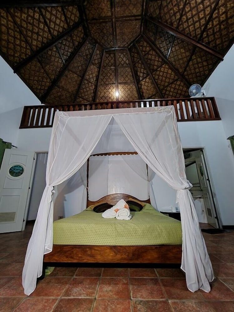 Le Palme Beach Resort Premium Villa