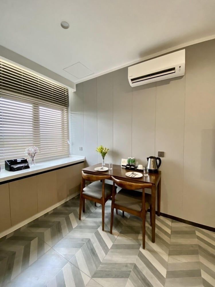 Fan's Hotel Ormoc Standard Single Room, 1 Bedroom, Non Smoking, City View 2