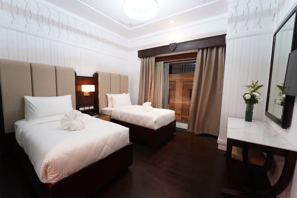 Deluxe Double or Twin Room