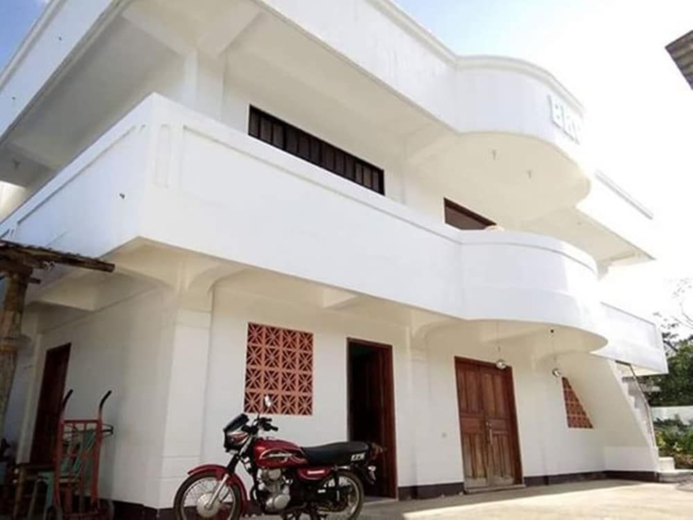 undefined Shirly's Pension and Restaurant 9