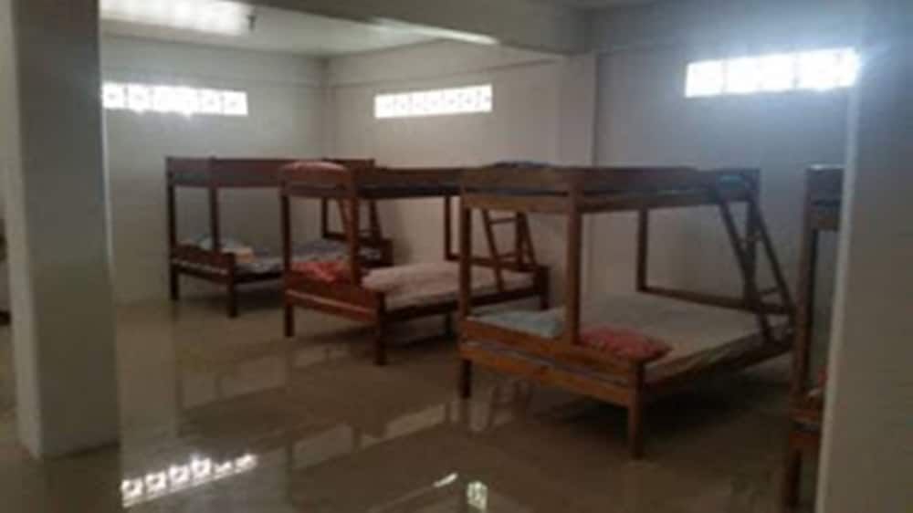 Shirly's Pension and Restaurant