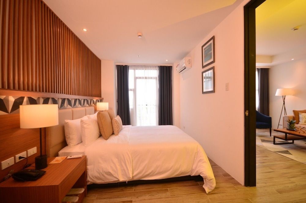 One Bedroom Suite