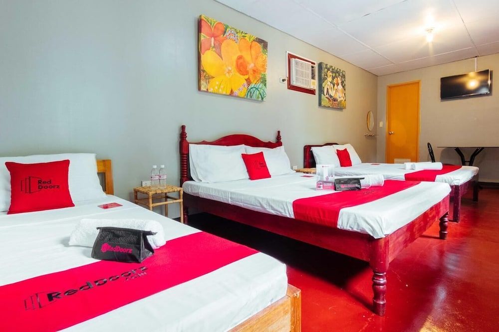 undefined RedDoorz Plus @ Rizal Avenue Palawan 6