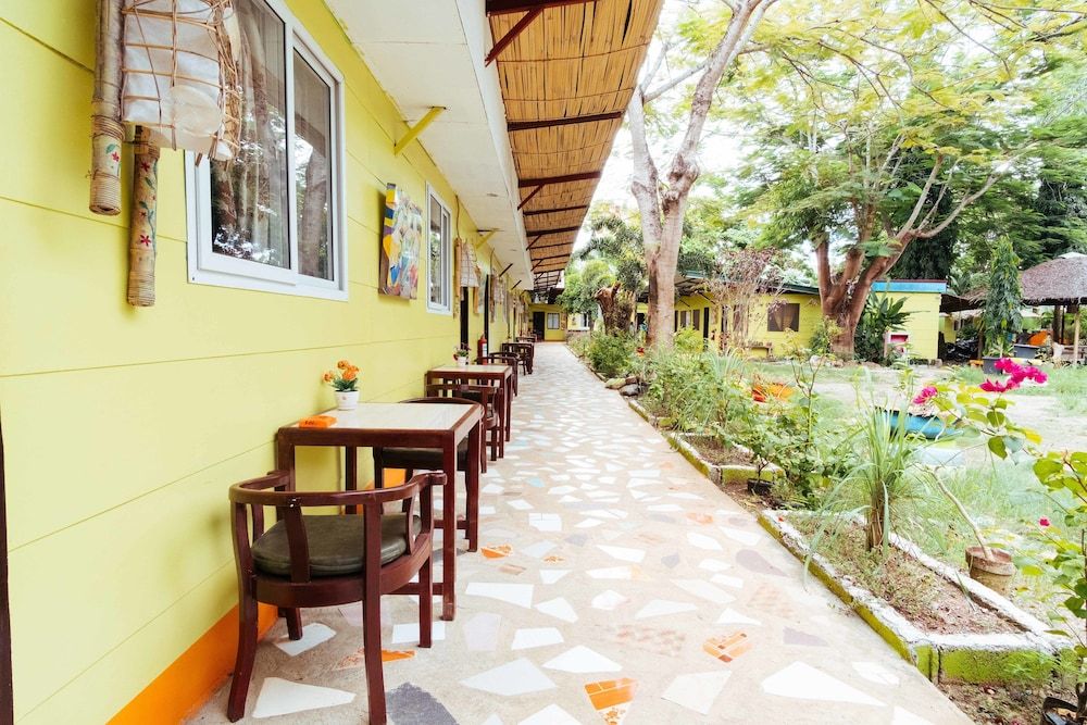 undefined RedDoorz Plus @ Rizal Avenue Palawan 2