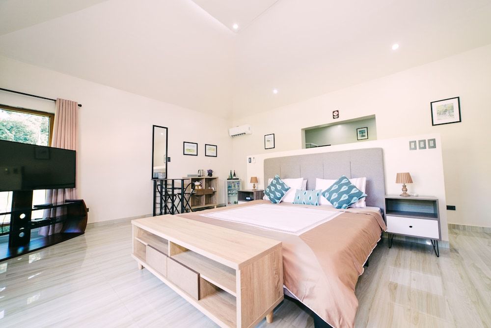 La Casa Denika Deluxe Bungalow, Garden View 2