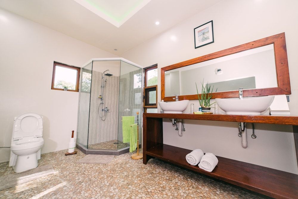 La Casa Denika Deluxe Suite with Spa Bath 4