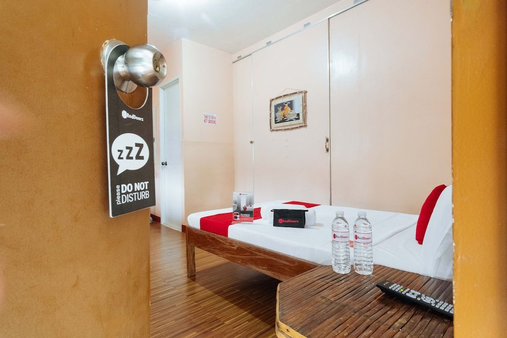 undefined RedDoorz @ BM Road 10