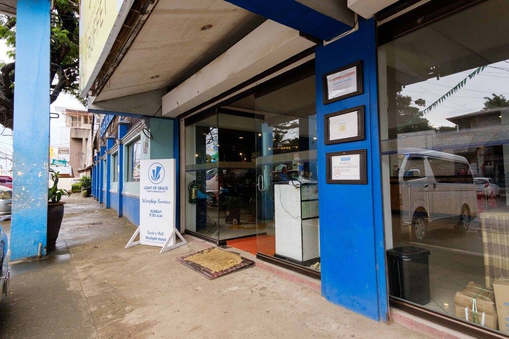 undefined RedDoorz Plus near Mendoza Park 2