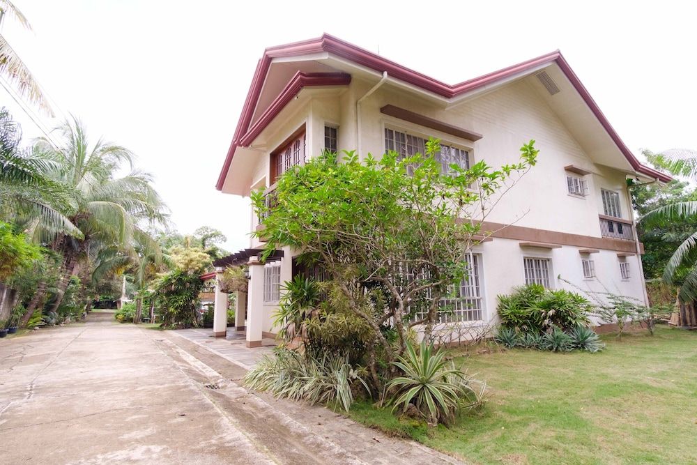 undefined RedDoorz @ Socrates Road Palawan