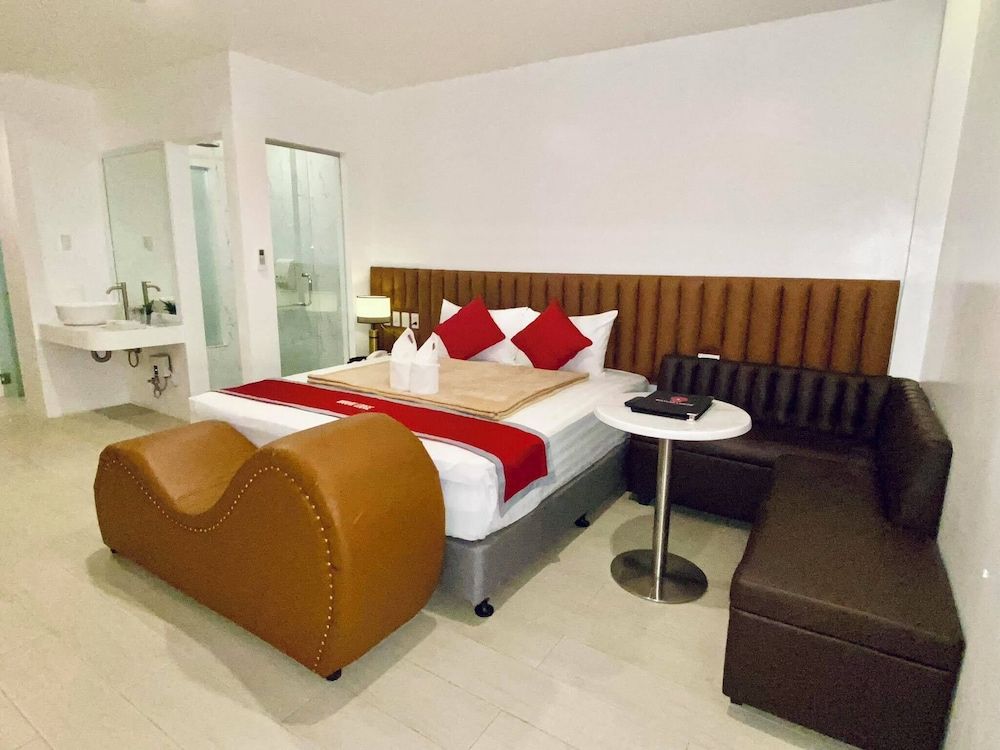 undefined Mayumi Lodge 7