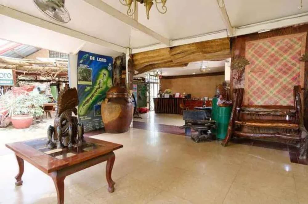 undefined OYO 933 The New De Loro Inn 9