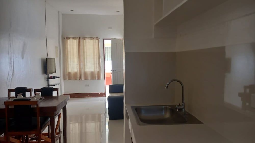 undefined OYO 935 Palajuanders Inn 9