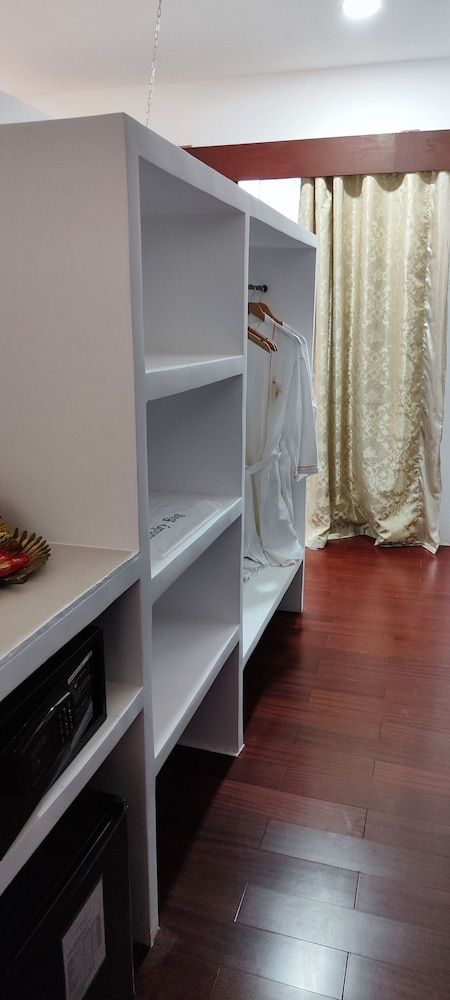 Carpe Diem Villas & Resort Dive & Stay resort Exclusive Villa, 1 King Bed 9