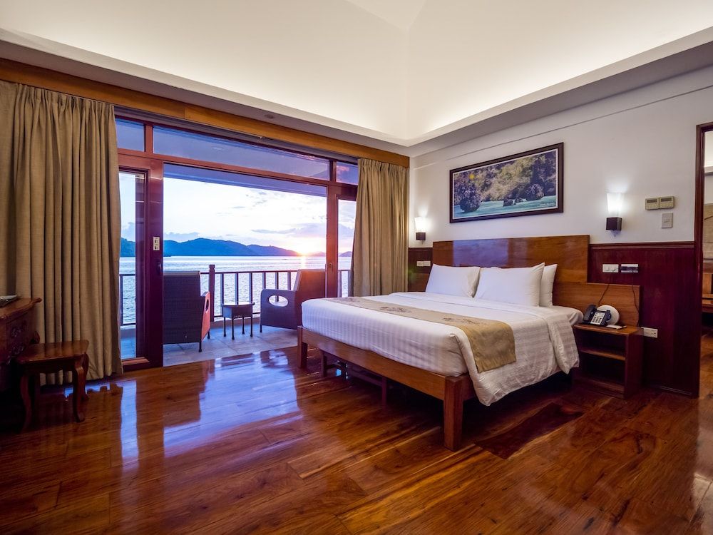 Sunlight Eco Tourism Island Resort Duplex Villa 2