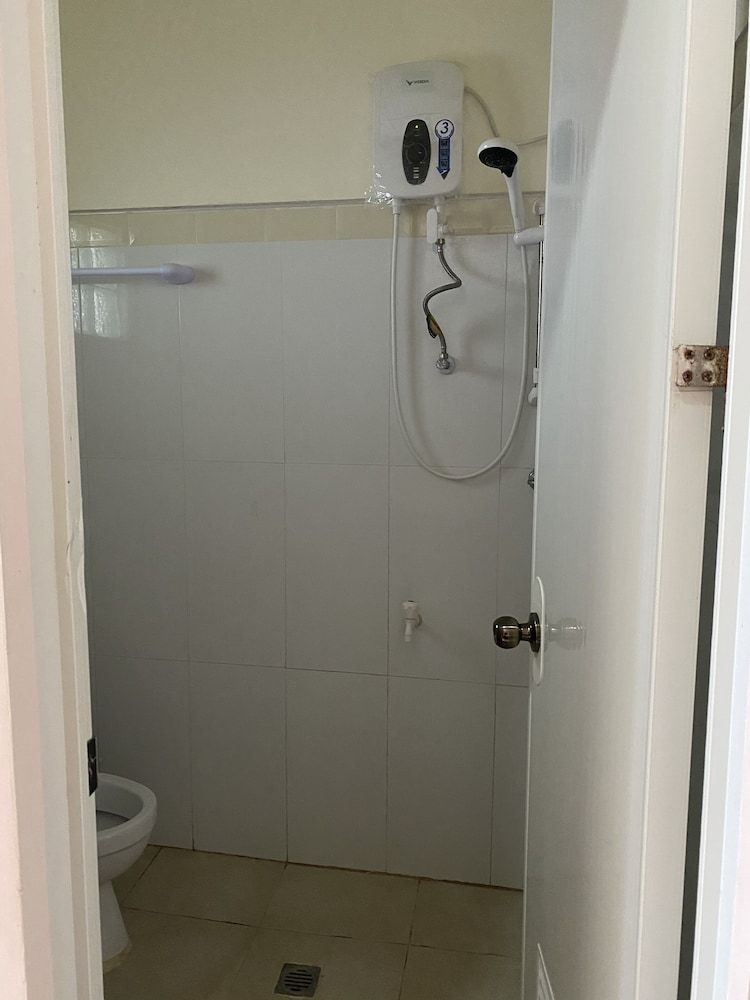 Kellocks seaview apartelle Comfort Double Room, 1 Double Bed, Accessible, Sea View 8