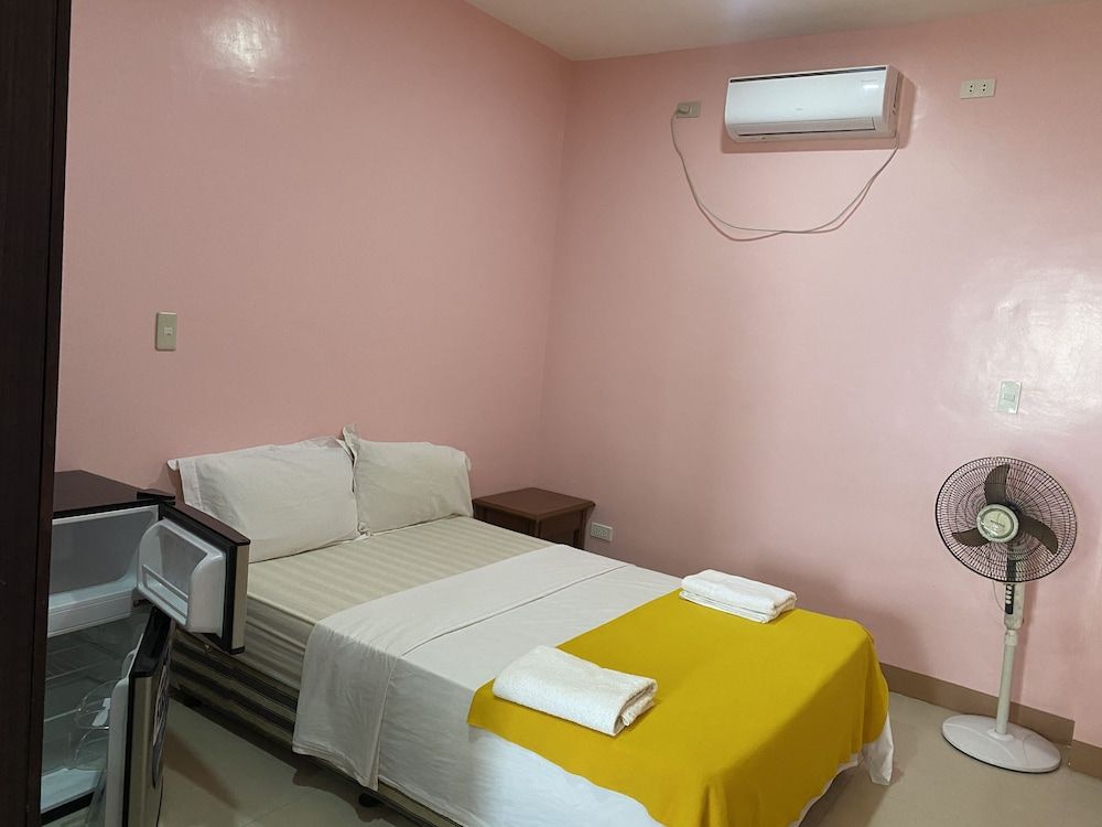 Kellocks seaview apartelle Comfort Double Room, 1 Double Bed, Accessible, Sea View