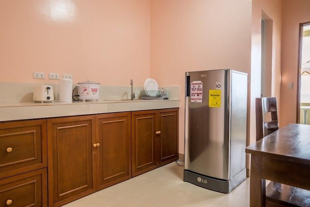 Kellocks seaview apartelle Comfort Double Room, 1 Double Bed, Accessible, Sea View 10