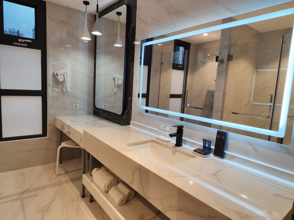 HOTEL GRANDE Executive Suite 10