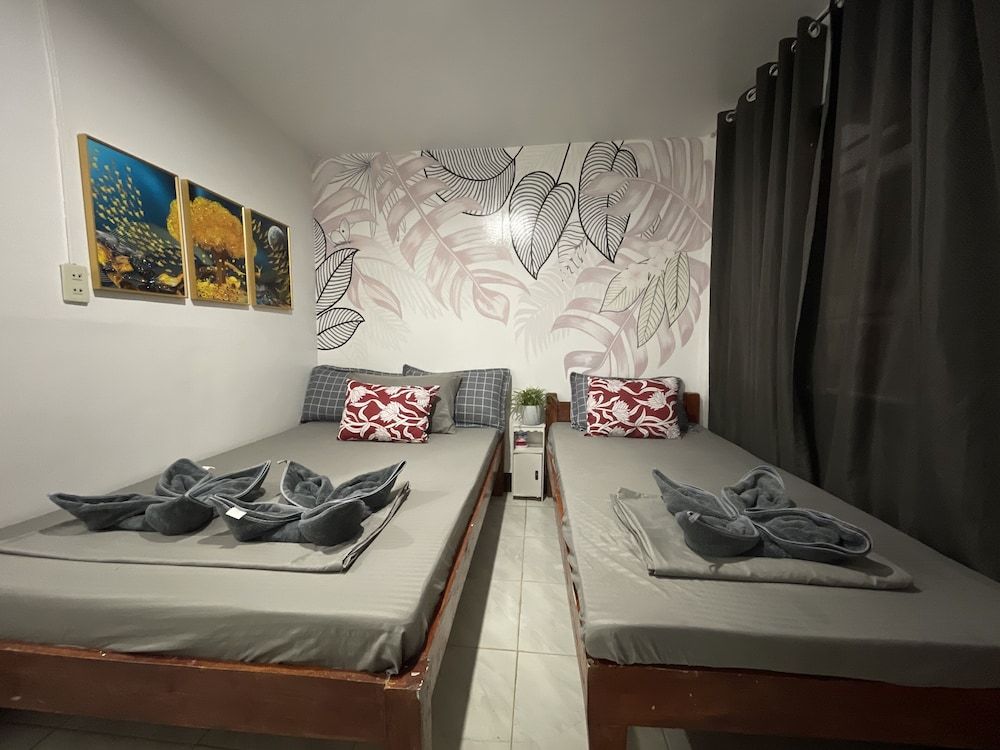Basic Triple Room
