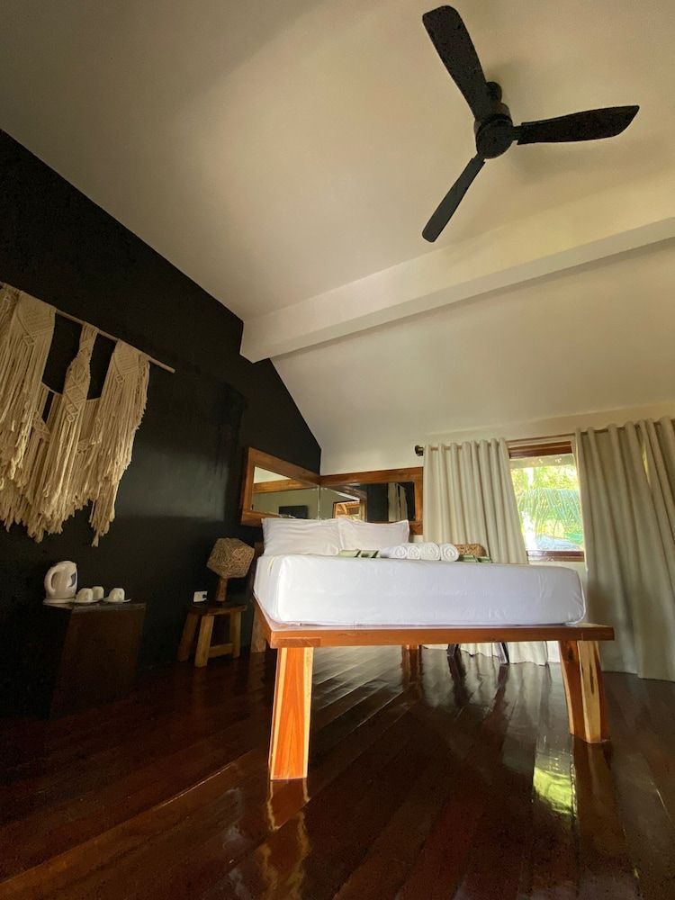Binoboy Family Room