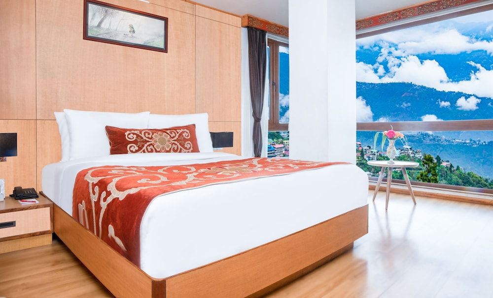Deluxe View Room