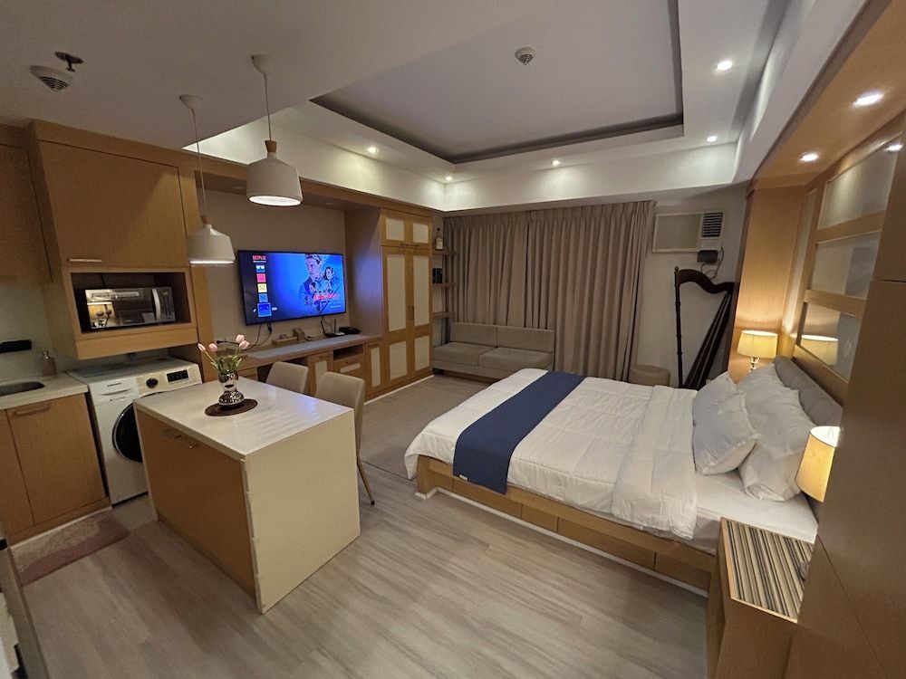 Fantastic Step to the Venice Deluxe Studio Suite 11