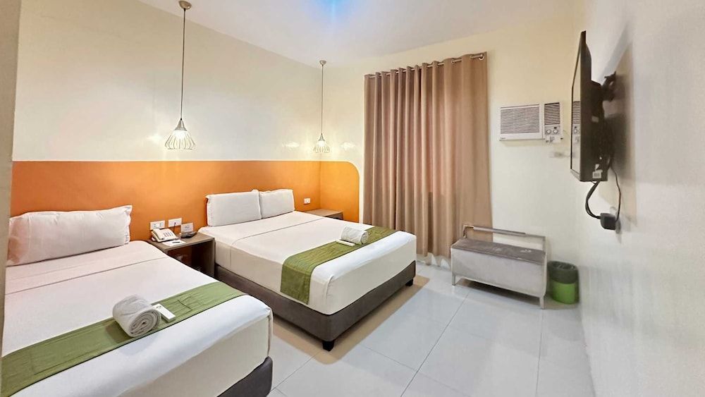 undefined Travelbee Capitol Inn 5