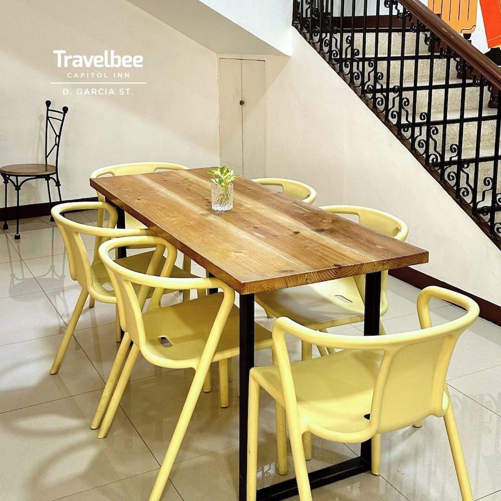 undefined Travelbee Capitol Inn 8