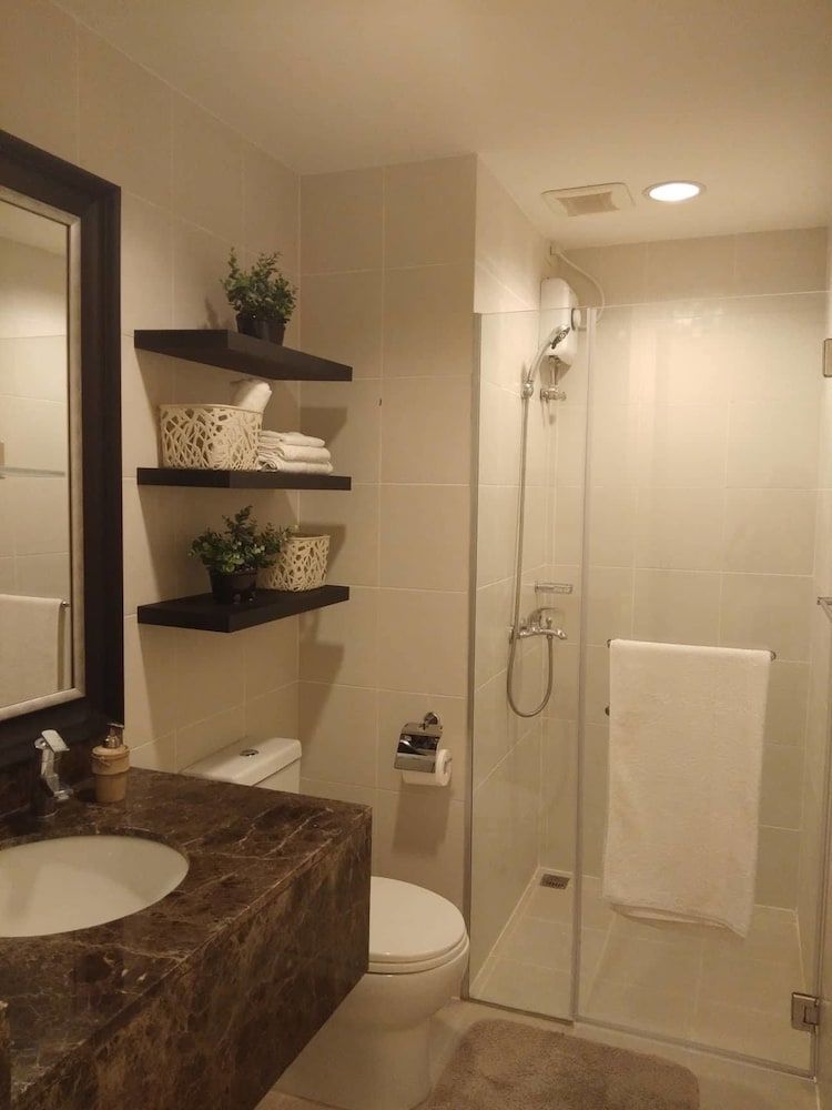 1209 Two Residences Marco Polo Cebu Family Condo, 1 Queen Bed with Sofa bed, Ensuite, Mountain View 13