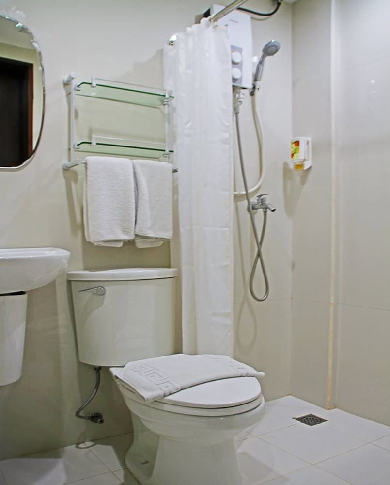 Rana Hotel Standard Double Room 8