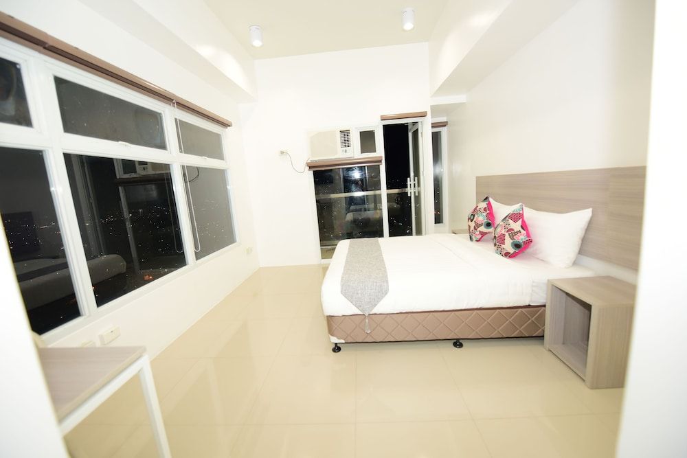 EON Centennial Soho Hotel Double Room 3