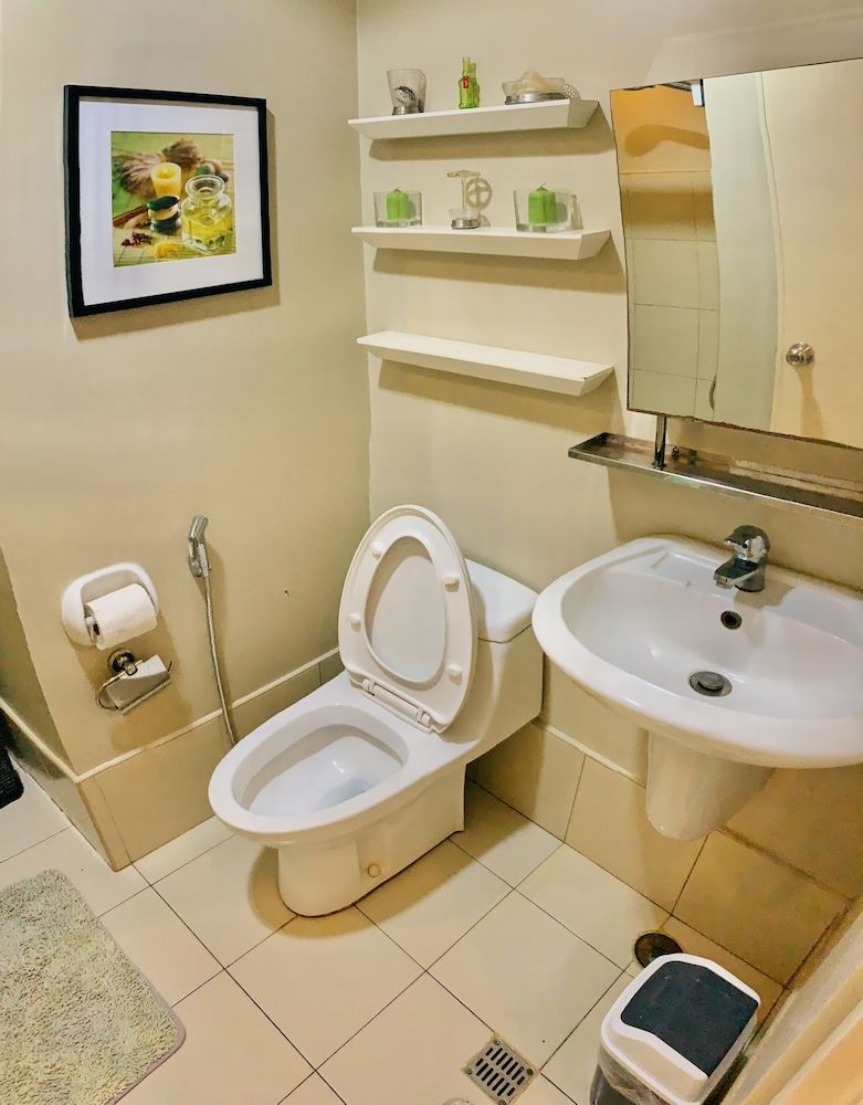 Avida Towers by Cebu Backpackers Rentals Exclusive Condo 19