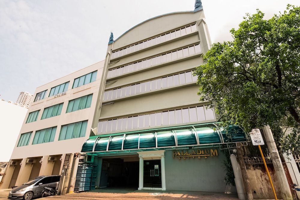 undefined Palladium Suites Hotel 6