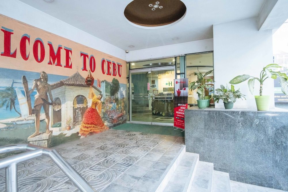 undefined RedDoorz Plus near Cebu Capitol