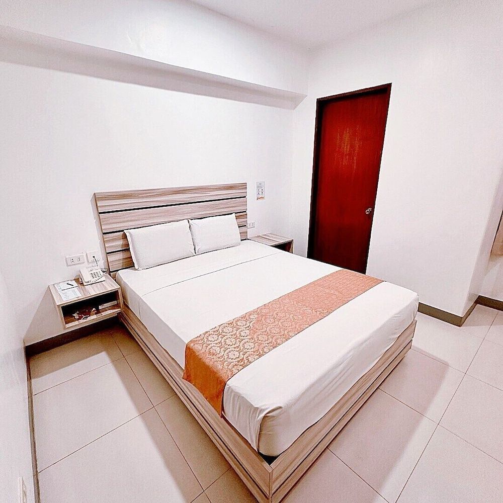 undefined Travelbee Fuente Inn 10