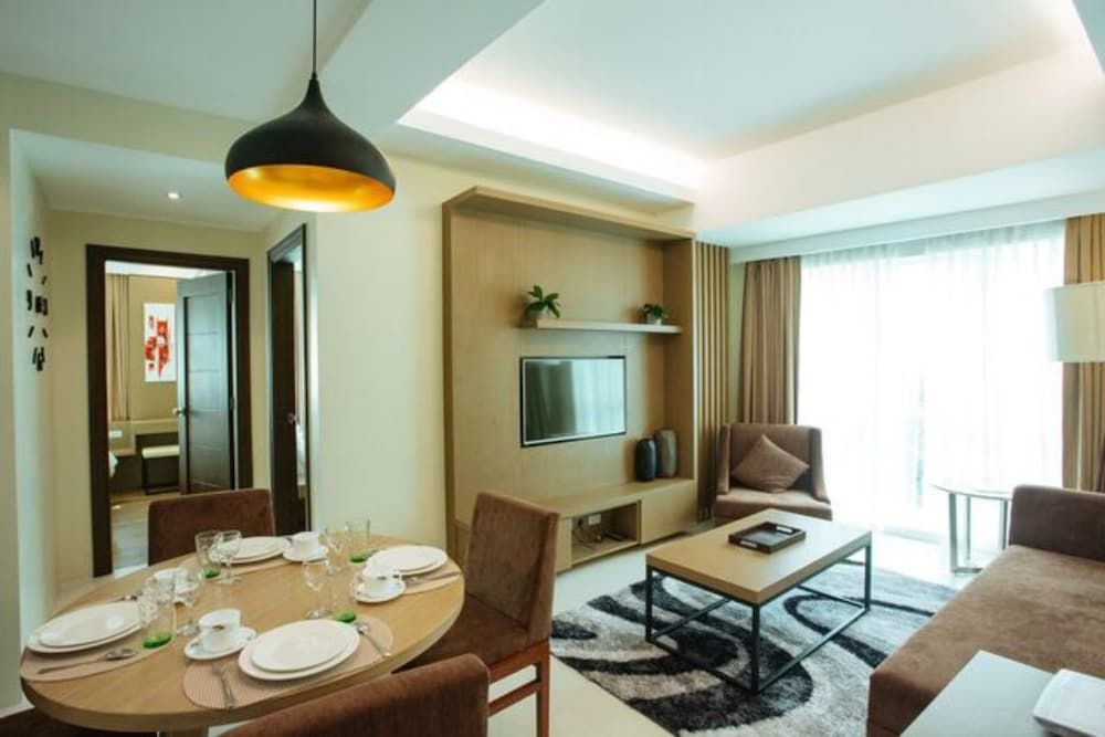 undefined Luxury Condo 904 at The Padgett Place