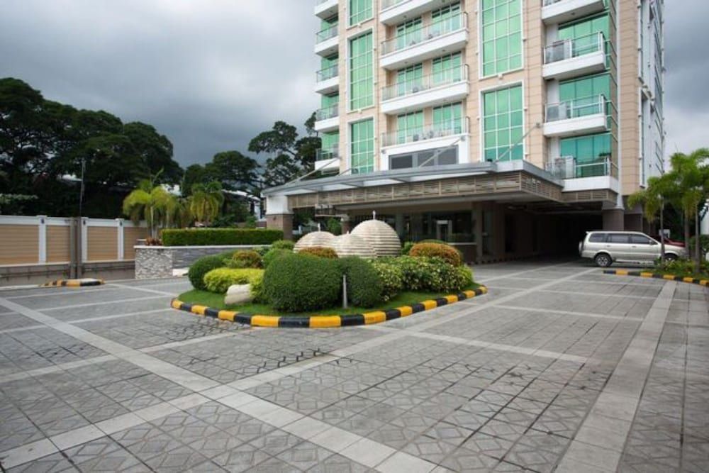 undefined Luxury Condo 904 at The Padgett Place 6