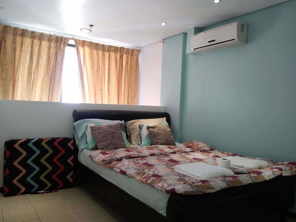 The Persimmon Cebu by Sleepingpong Signature Loft, 1 Bedroom, City View 3