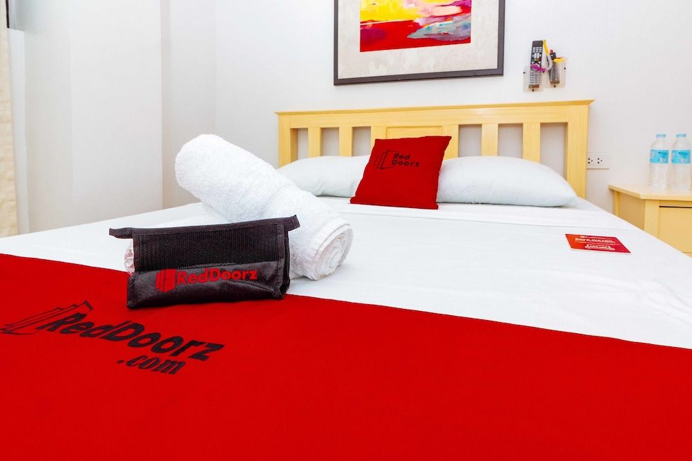 undefined RedDoorz near Cebu Metropolitan Cathedral 7